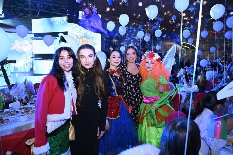 Heydər Əliyev Fondu uşaqlar üçün bayram şənliyi təşkil edib