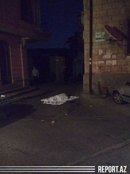 Bakıda tələbə qız intihar etdi - FOTO