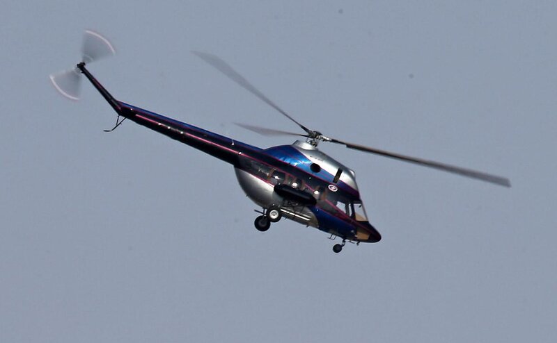 Mi-2 helikopteri qəzaya uğrayıb: Pilot həlak oldu - Rusiyada