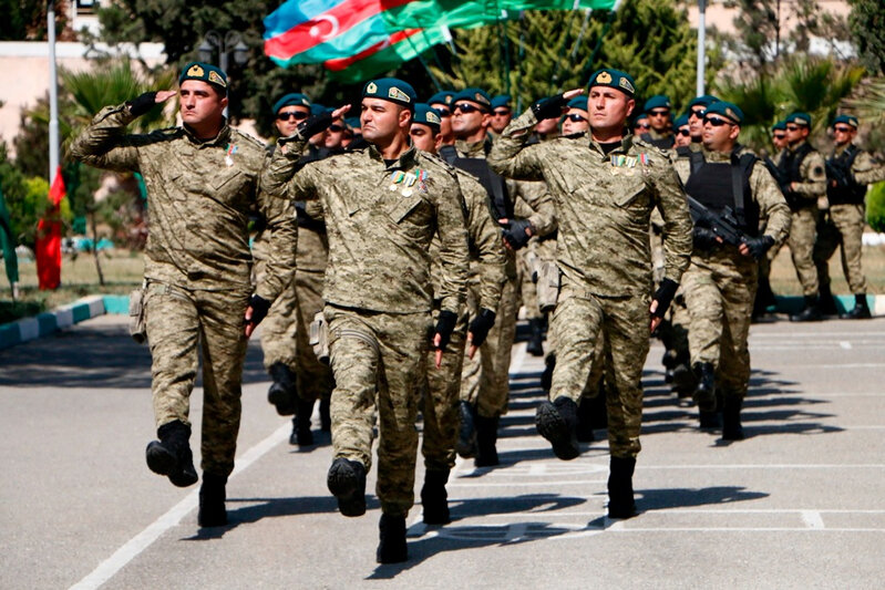Azərbaycan sərhədçilərinə orden və medallar təqdim edilib - FOTO