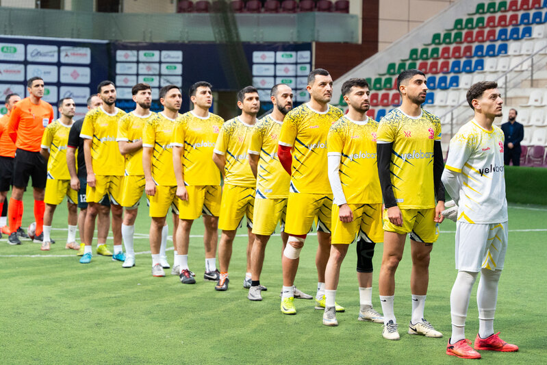 Yelo Bank banklararası mini-futbol liqasının çempionu olub - FOTOLAR