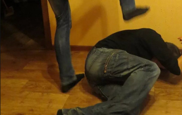 Bakıda 26 yaşlı gənc döyülərək ağır xəsarət alıb