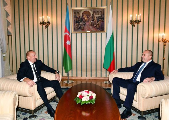 İlham Əliyevin bolqarıstanlı həmkarı ilə təkbətək görüşü oldu - FOTO