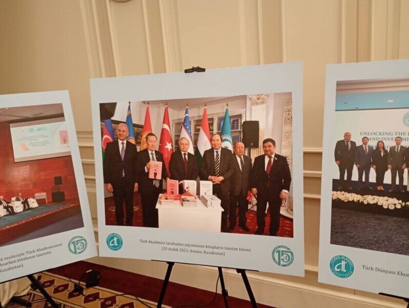 Dünya Türk Dili Ailəsi Günü və Türk Akademiyasının 15 illiyi Astanada qeyd olunub