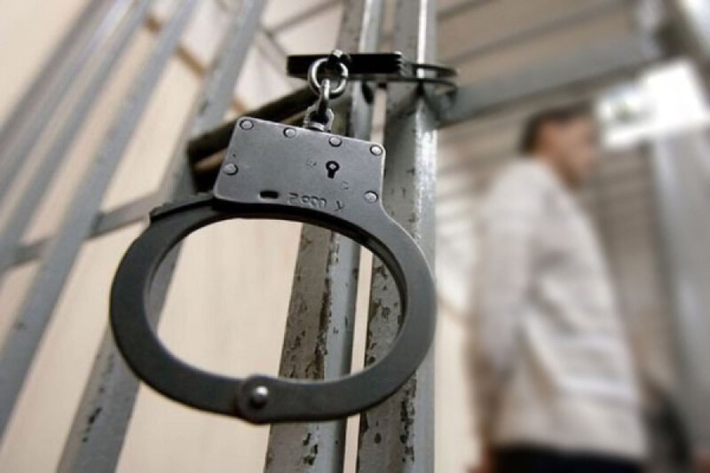 Bakıda avtobuslarda qızları hədələyən seksual manyakın cəzası 3 il azaldıldı