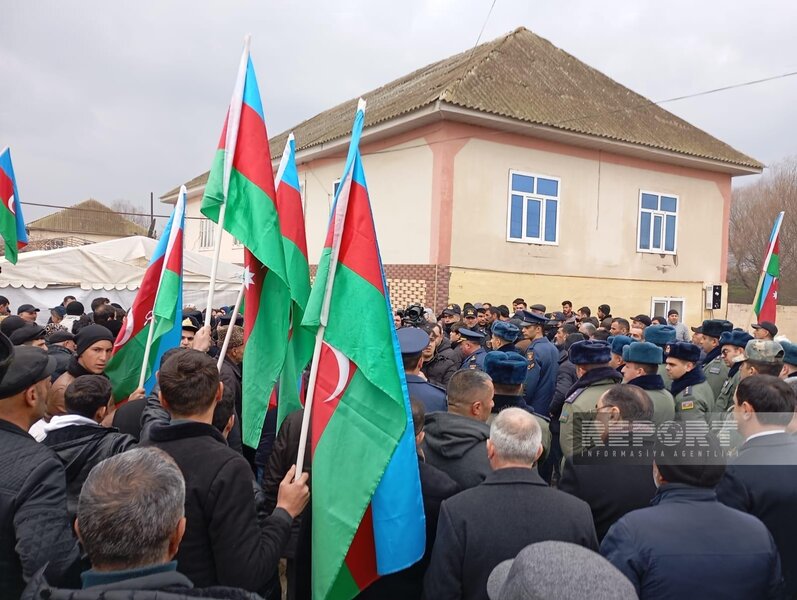 Birinci Qarabağ müharibəsinin şəhidi Elşən Tağıyev dəfn edildi - FOTOLAR