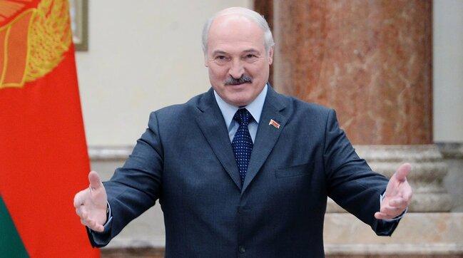 Lukaşenko Baydeni Minskə dəvət etdi