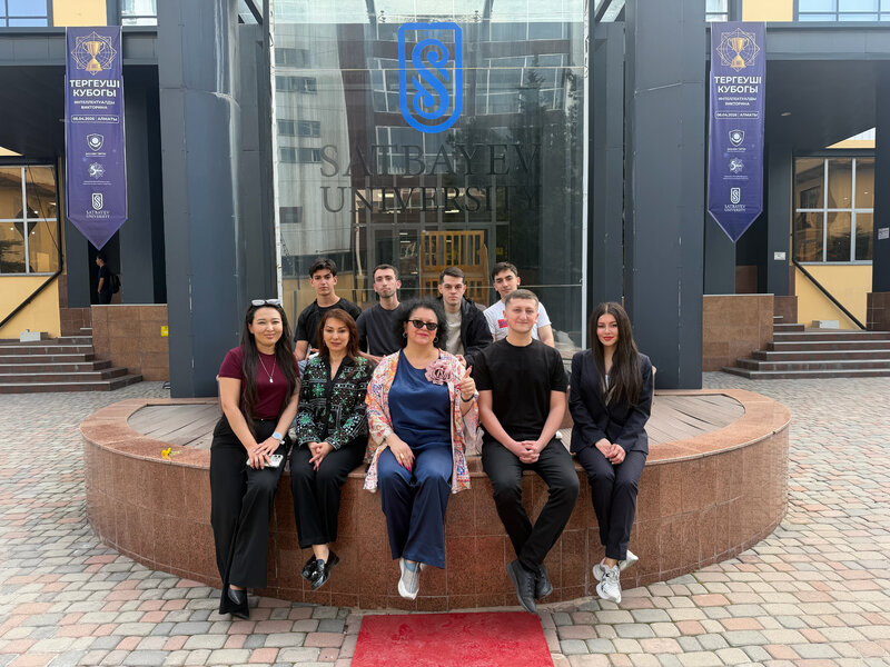 Satbayev Universitetində təhsil alan 29 ADNSU tələbəsi ilə görüş keçirildi - FOTOLAR
