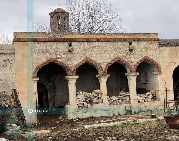 Qarabağ xanlarının, Natavanın dağıdılmış məqbərələri - FOTOLAR