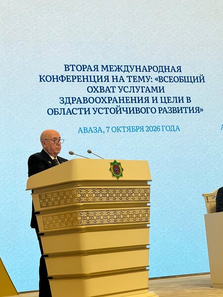 Əhliman Əmiraslanov Türkmənistanda beynəlxalq konfransda çıxış edib - FOTOLAR