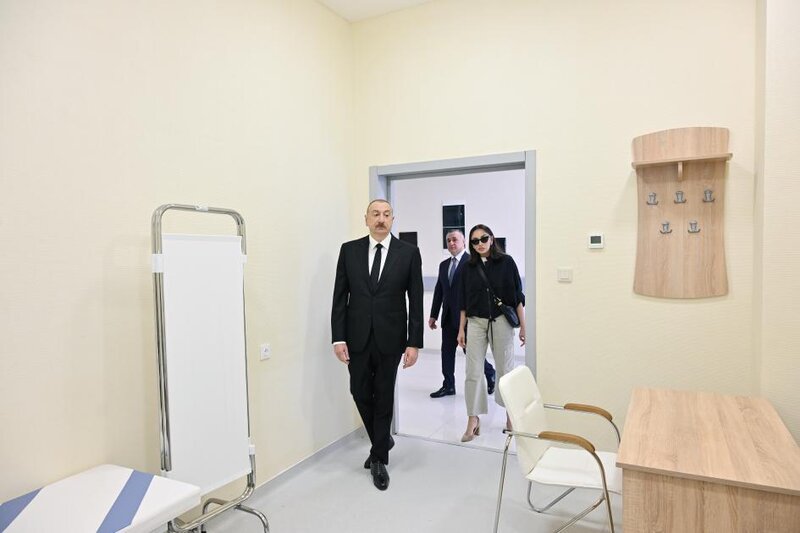 Prezident xanımı ilə Xocalı və Şuşaya getdi