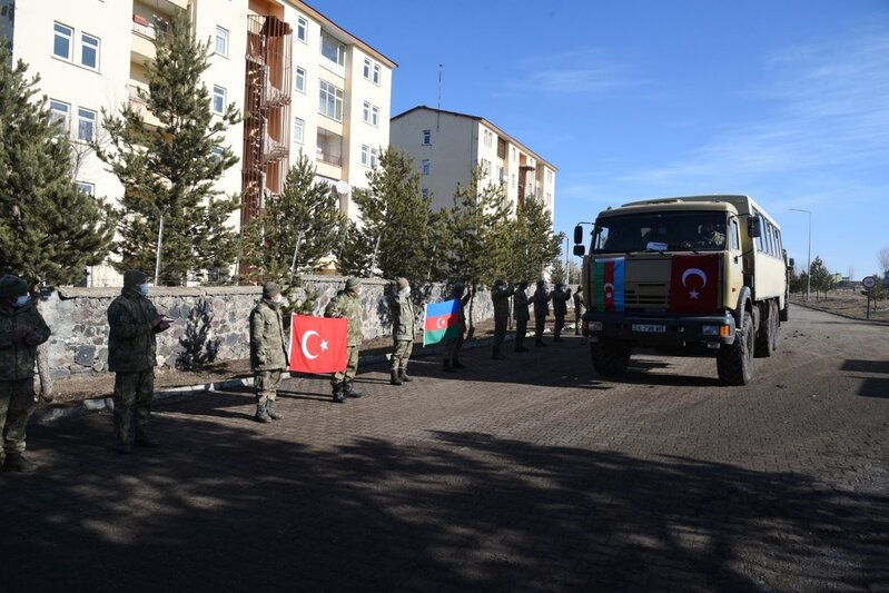  "Qış-2021" təliminə qatılan azərbaycanlılar Vətənə qayıdır - FOTO