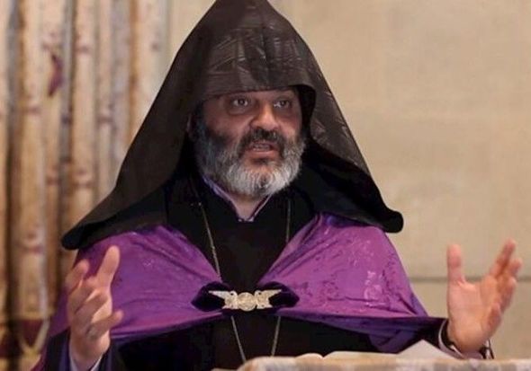 Erməni kilsəsi: Silahlı revanşizm mənbəyi