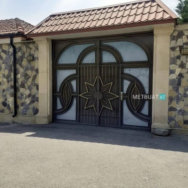 Dəbdəbəli villa, 6 metrlik hasar, helikopterin enməsi üçün meydança: Həbs edilən başçı Mehdiyevlə qonşu imiş