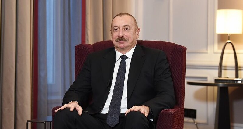 Dünya liderləri İlham Əliyevi təbrik edir