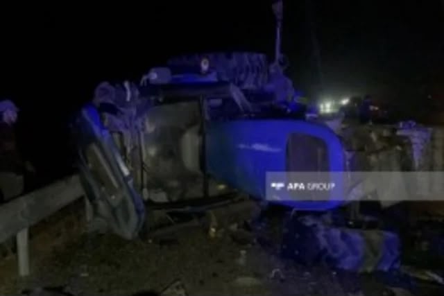 Azərbaycanda dəhşətli qəza: 5 nəfər yanaraq öldü - FOTO