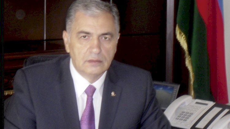 Prezidentin vəzifədən azad etdiyi icra başçısı kimdir?