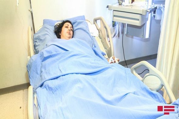 Şizofreniya xəstəsinin gəlinlərini öldürmək cəhdi: İki övladı qaçıb, beş yaşlı uşaq isə... - FOTO