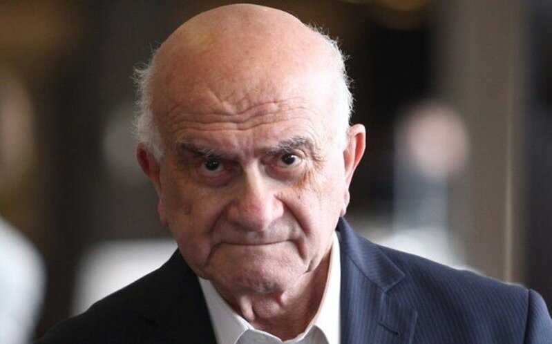 Sabiq nazir vəfat etdi