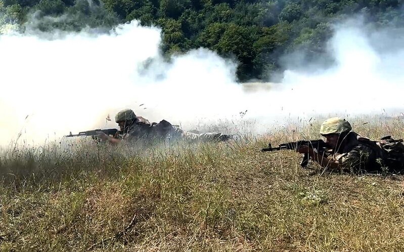MN: 'Düşərgə toplanışına cəlb edilən kursantlarla praktiki məşğələlər keçirilir