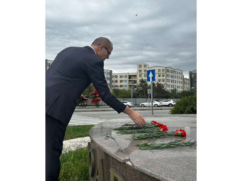 Ronen Krausz Albert Aqarunovun abidəsini ziyarət etdi – FOTOLAR