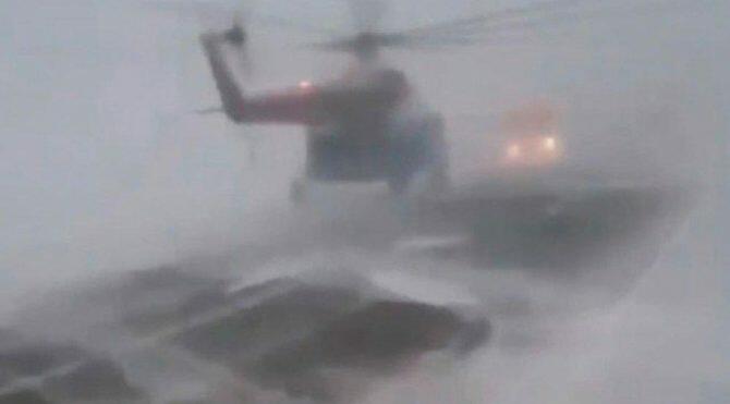 Helikopter magistral yola endi - Təşviş dolu anlar