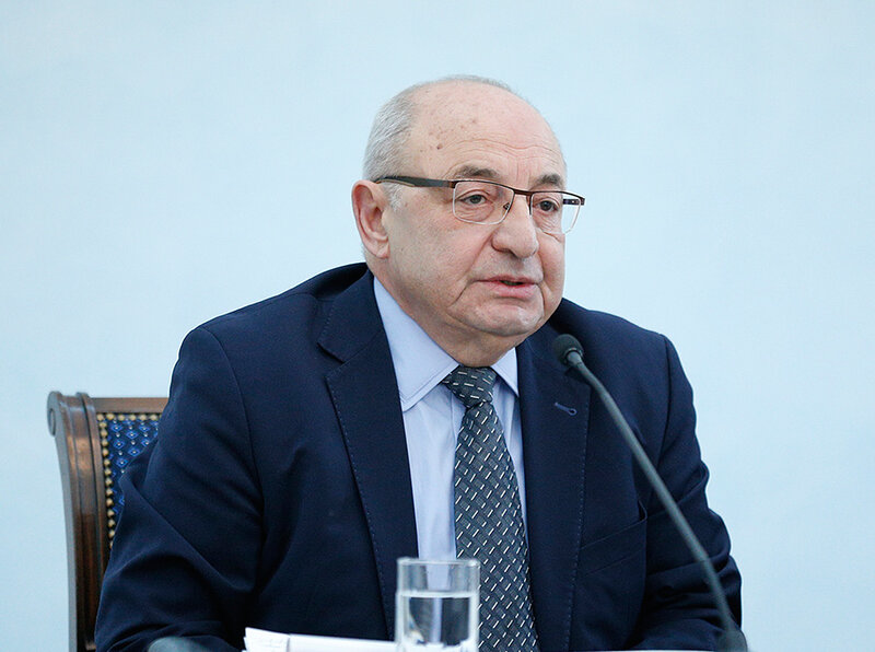 Manukyan: 