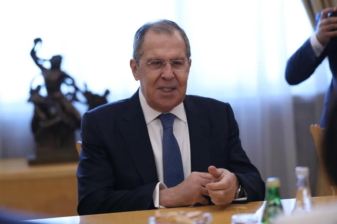 Lavrov: "Beş rayonun geri qaytarılmasının tərəfdarıyıq