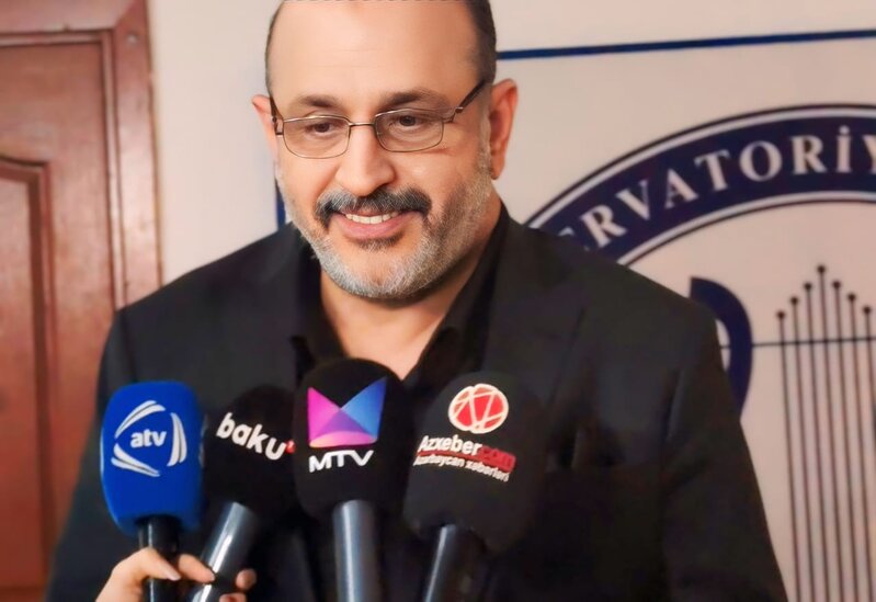 Bayağılığa qaçmaq olmaz' - Eyyub Yaqubov