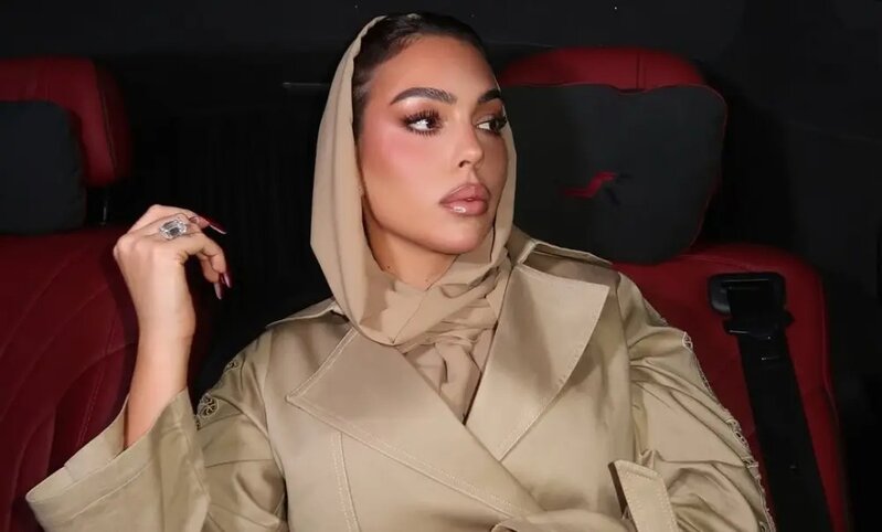 Corcina uşaqların 220 min avroluq müalicə pulunu ödədi - Aksiyanı dayandırdı