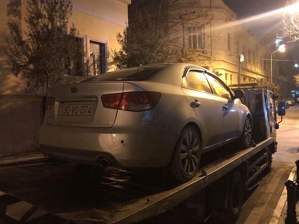 Bakıda avtomobil motosikletlə toqquşub, xəsarət alan var – FOTO/VİDEO