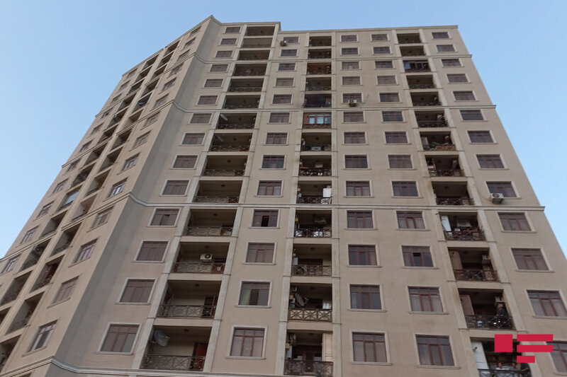 Jurnalistlər binasında yanğın söndürüldü - FOTO / YENİLƏNİB
