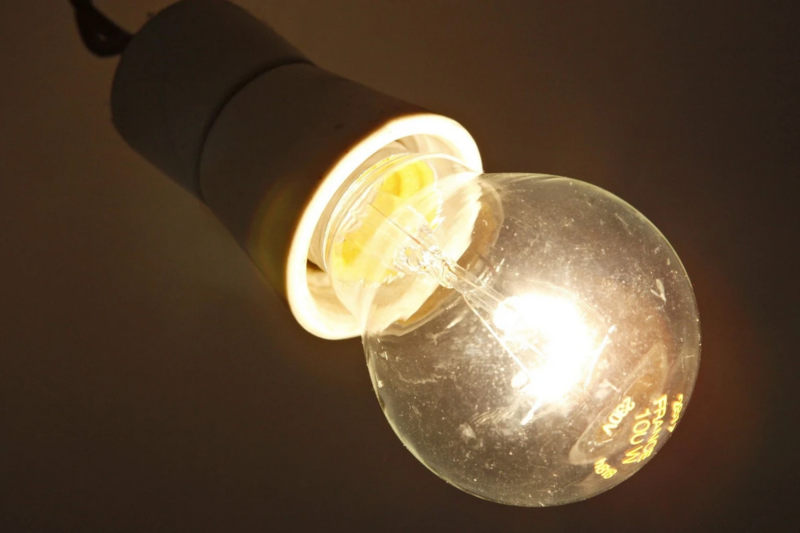 İşıq pulunu tam ödəyənlərə niyə yenidən məbləğ yazılır? – Səbəbi bəlli oldu