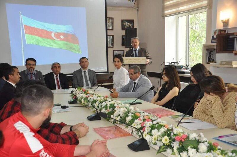 Azərbaycan Dillər Universitetində mənəvi dəyərlərlə bağlı tədbir keçirildi - FOTOLAR
