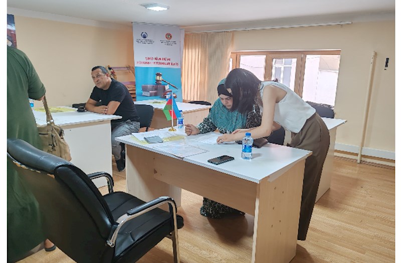 Şəhid ailələri və müharibə veteranları ilə iş adlı layihə davam edir — FOTOLAR