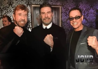 Van Damm Çak Norrisə belə vida etdi - FOTO