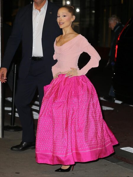 Ariana Grande 'Vicked: For Good' filminin təqdimatında - FOTOLAR