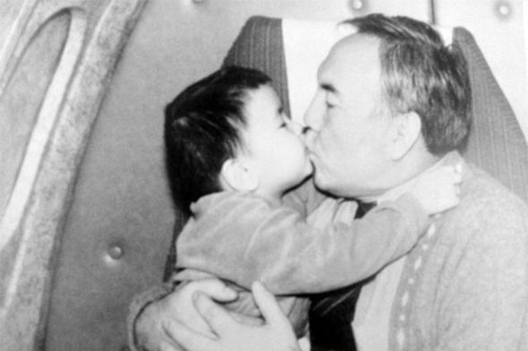 Nazarbayev ilk dəfə nəvəsinin ölümünü şərh etdi: "Artıq bu işin köləsinə çevrilmişdi..." 