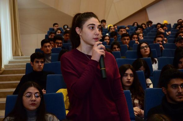 Tələbə gənclər təşkilatlarının fəalları ilə görüş təşkil edilib - FOTO