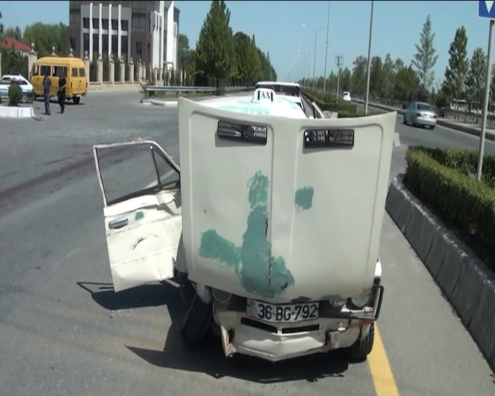 Yevlaxda ağır yol qəzası: ÖLƏN VAR - YENİLƏNİB / FOTO