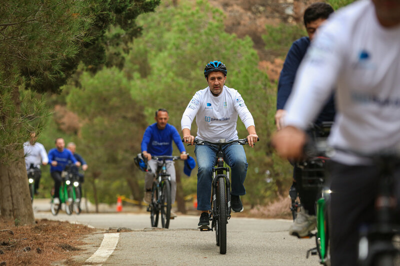 Bank of Baku əməkdaşlarından veloyürüş – Sağlam həyat, yaşıl gələcək