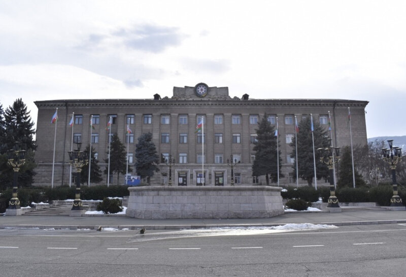 Prezidentin xüsusi nümayəndəliyindən Xankəndidəki restoranı icarəyə götürmüş vətəndaşın iddialarına CAVAB