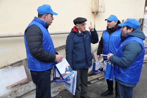 Seçicilərindən Ülvi Quliyevə böyük dəstək - FOTO