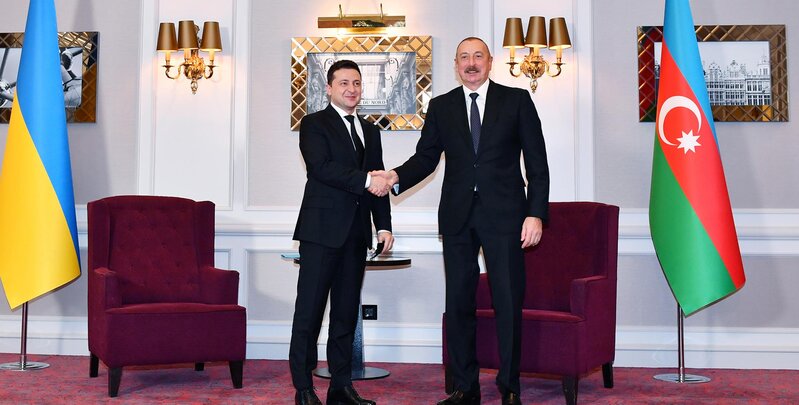 Volodimir Zelenski İlham Əliyevi təbrik etdi