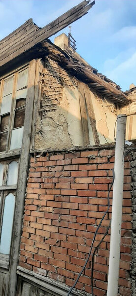 Söküləcək binanın sakinləri kompensasiyadan narazıdır - 'Həmin ərazidə kvadrata 2200 verilib'