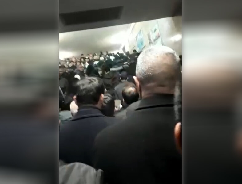 Koroğlu' metrosunda 'insan seli' - VİDEO