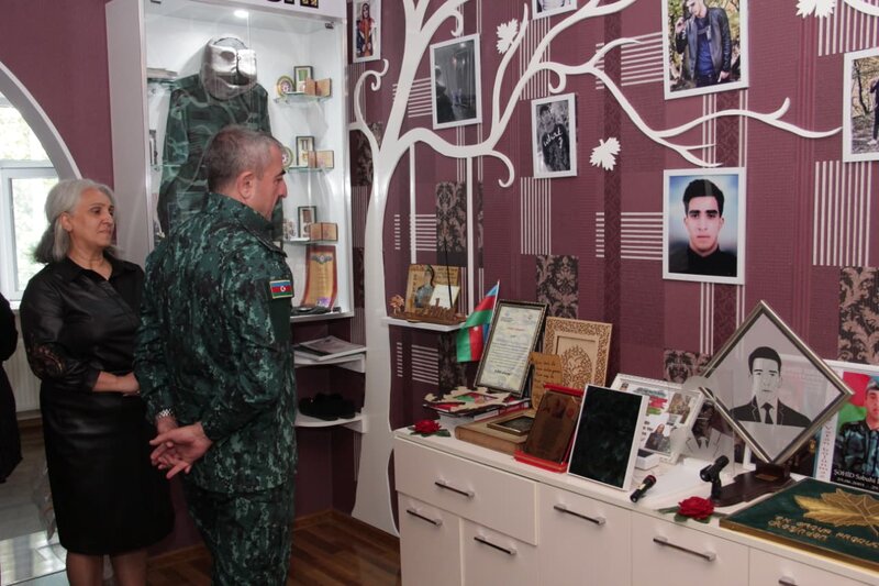 Elçin Quliyev şəhid ailələrini ziyarət etdi - FOTOLAR