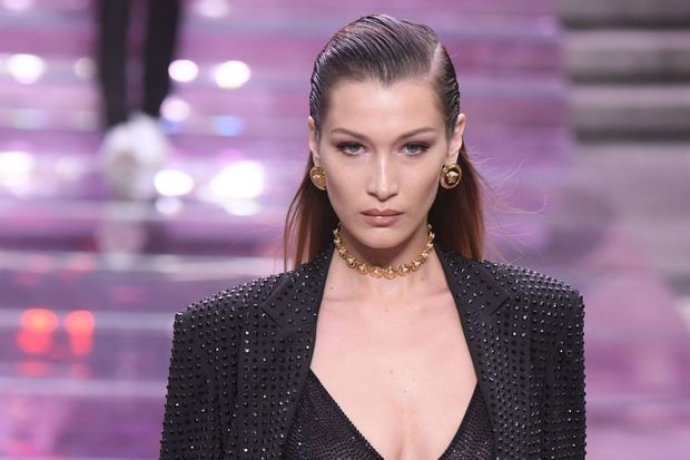 Bella Hadid müalicədən sonra ilk dəfə ictimaiyyət qarşısına çıxdı - FOTO