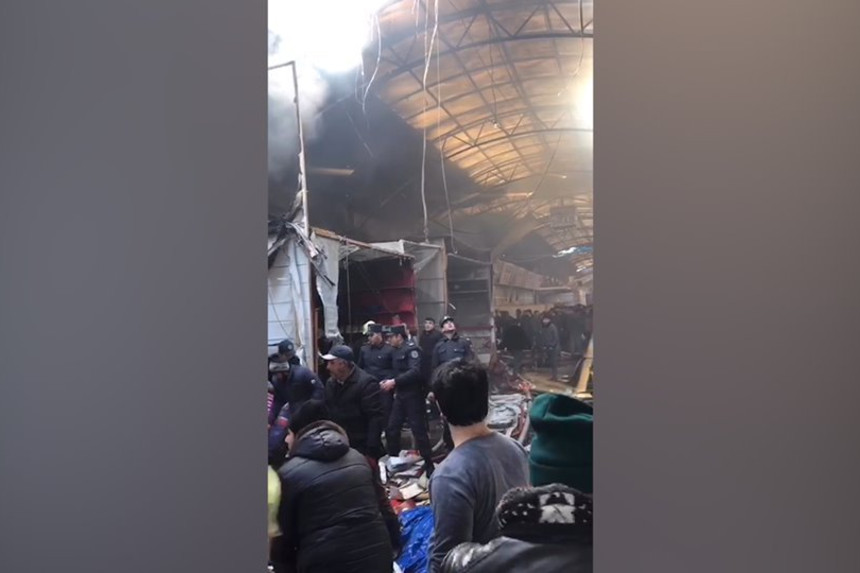 "Sədərək"də polislər sahibkarlara kömək edir