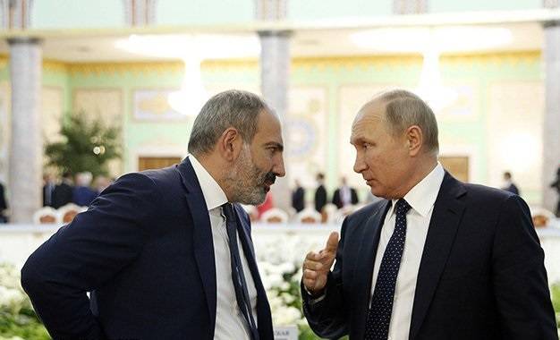 İrəvan Moskvanın çevriliş planından narahatdır: Putin Paşinyanı devirməyə hazırlaşır? - PƏRDƏARXASI MƏQAMLAR